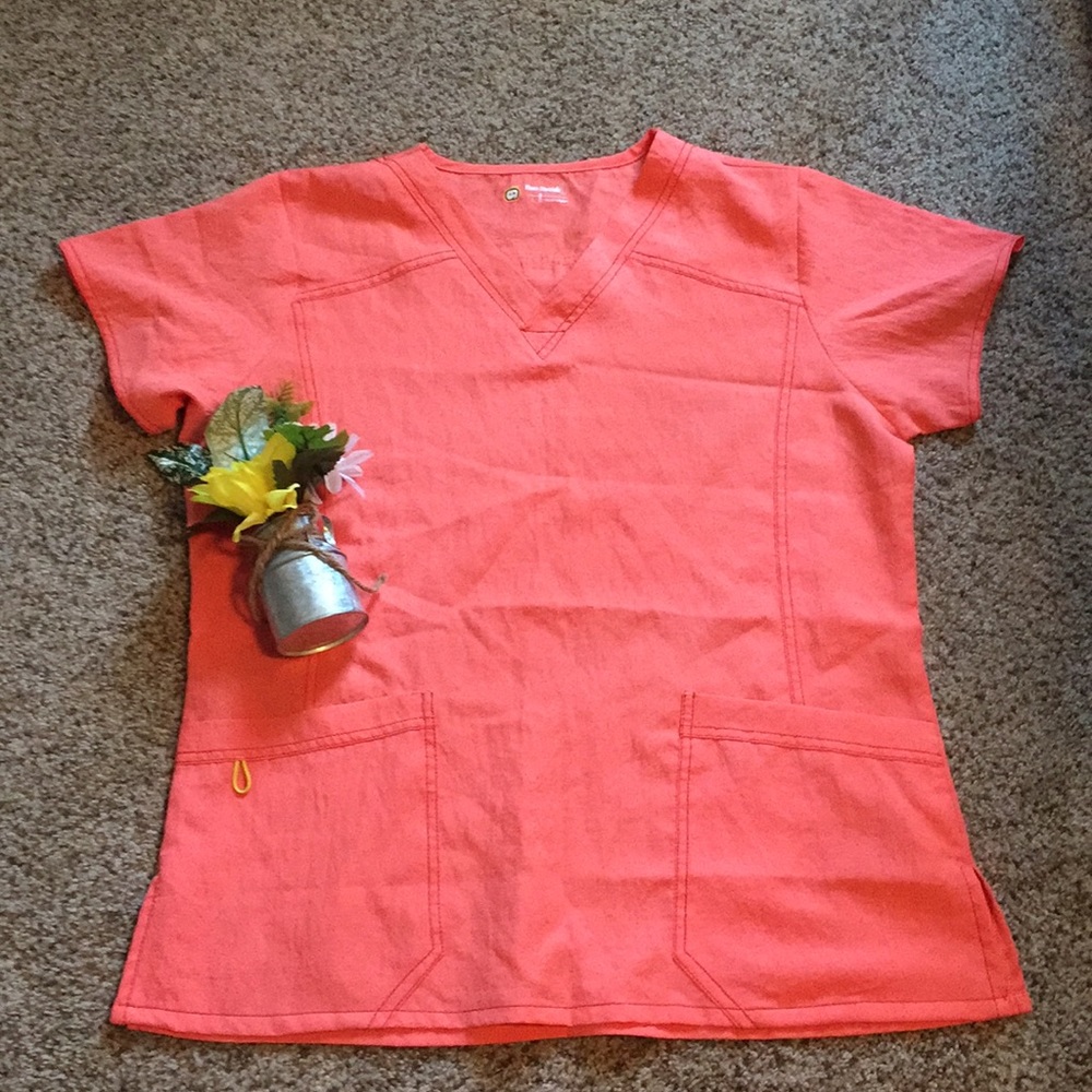 Winks Scrub Top